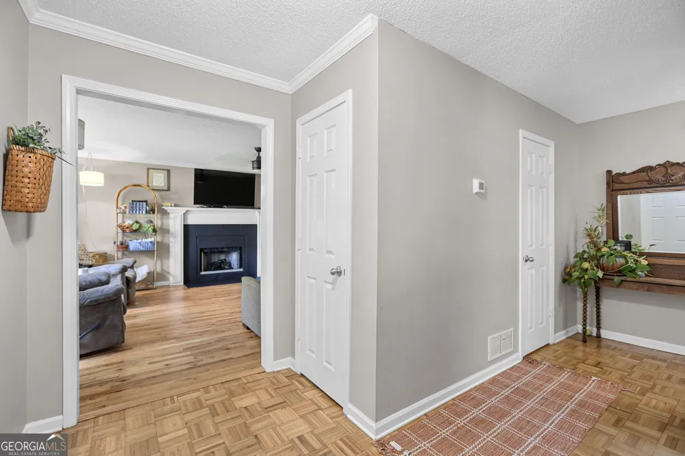 232 Lakewood DR Carrollton, GA 30117