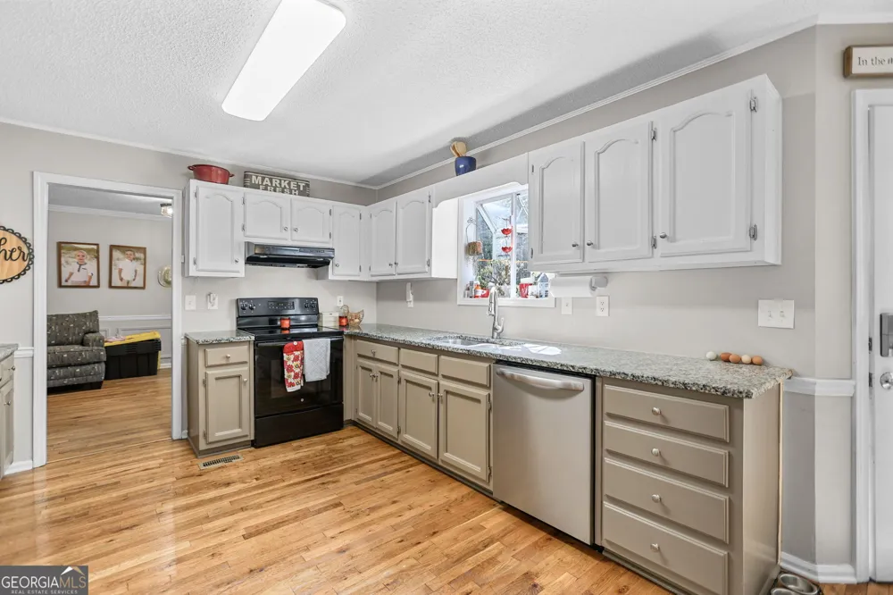 232 Lakewood DR Carrollton, GA 30117