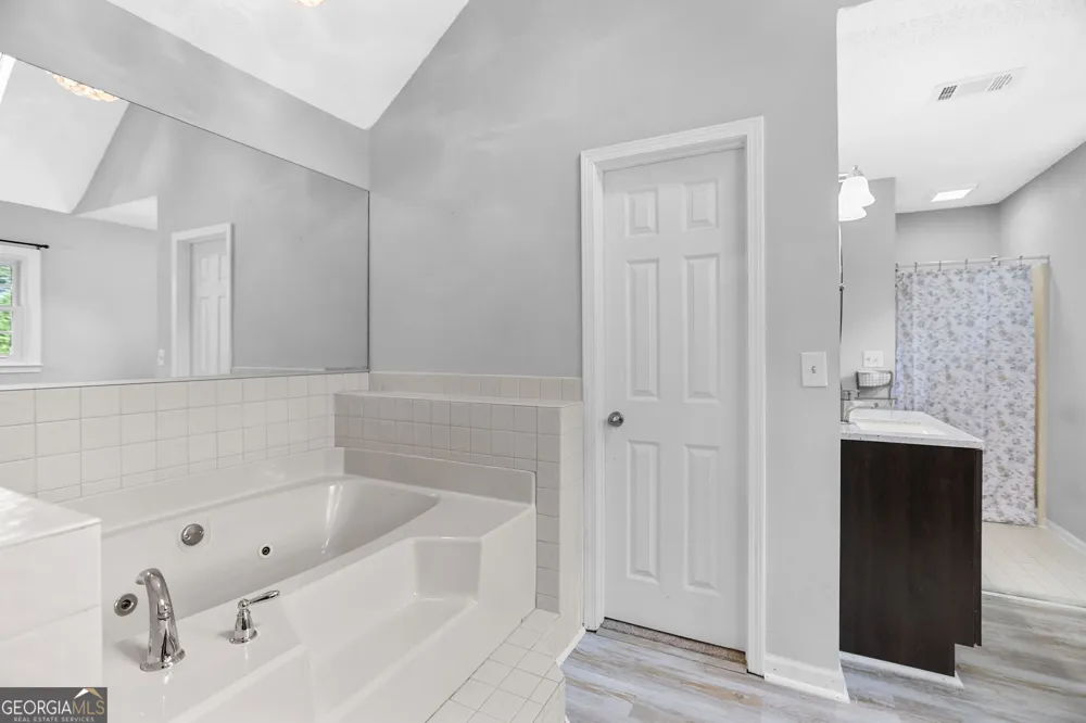 232 Lakewood DR Carrollton, GA 30117