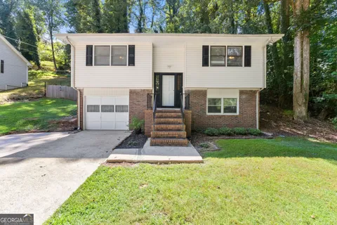 1421 Northwood CIR NE