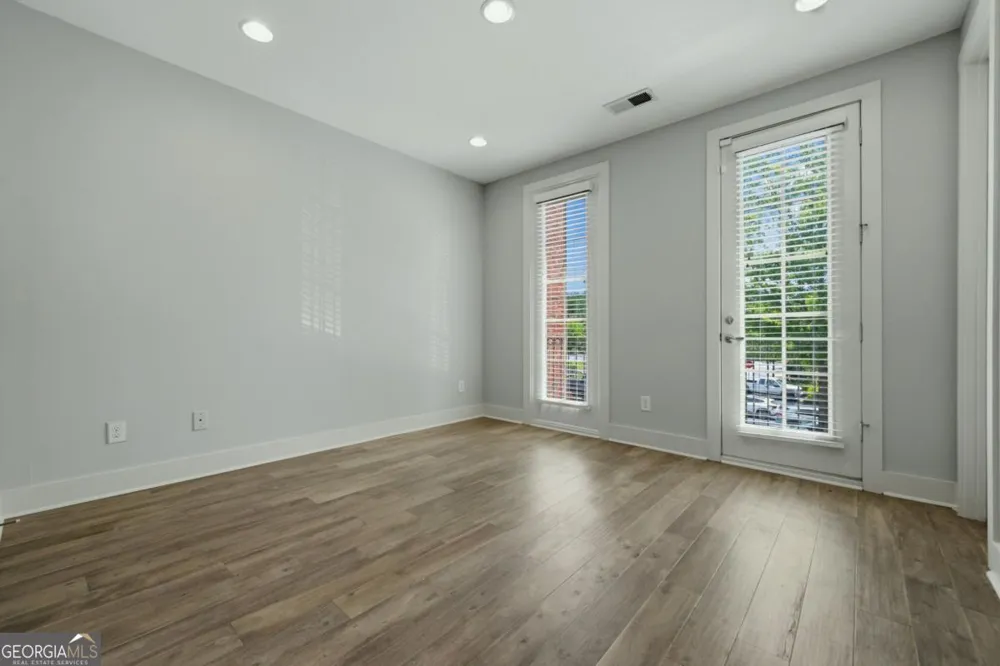 6146 Holly Park LN SE Mableton, GA 30126