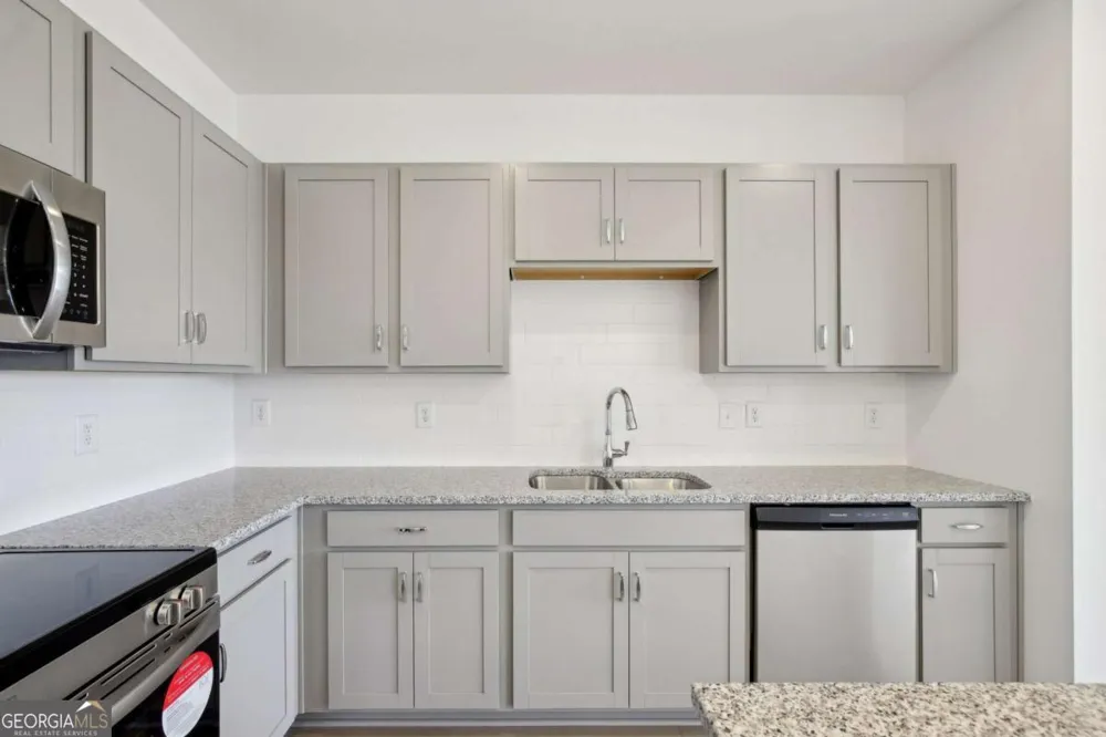 809 Nova TRL Riverdale, GA 30274
