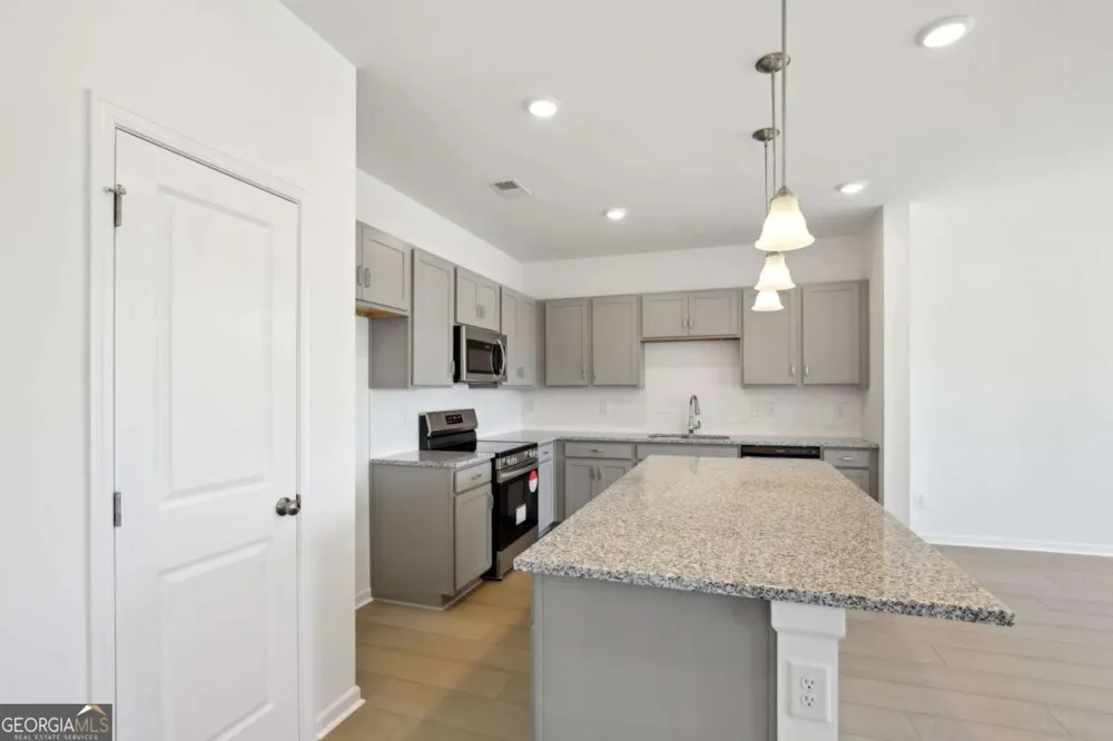 803 Nova TRL Riverdale, GA 30274