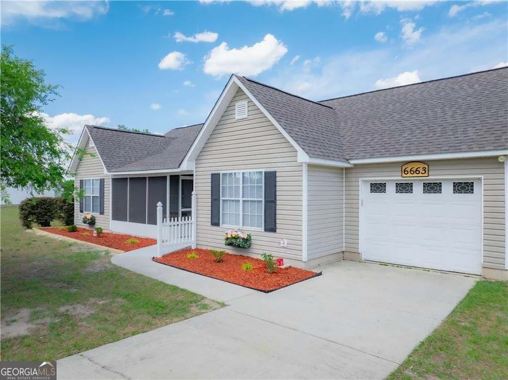 6663 Pine Ridge CIR Blackshear, GA 31516