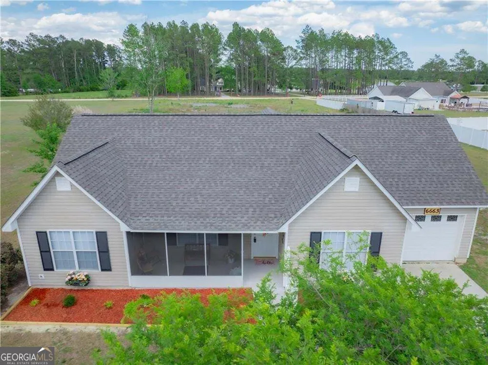 6663 Pine Ridge CIR Blackshear, GA 31516
