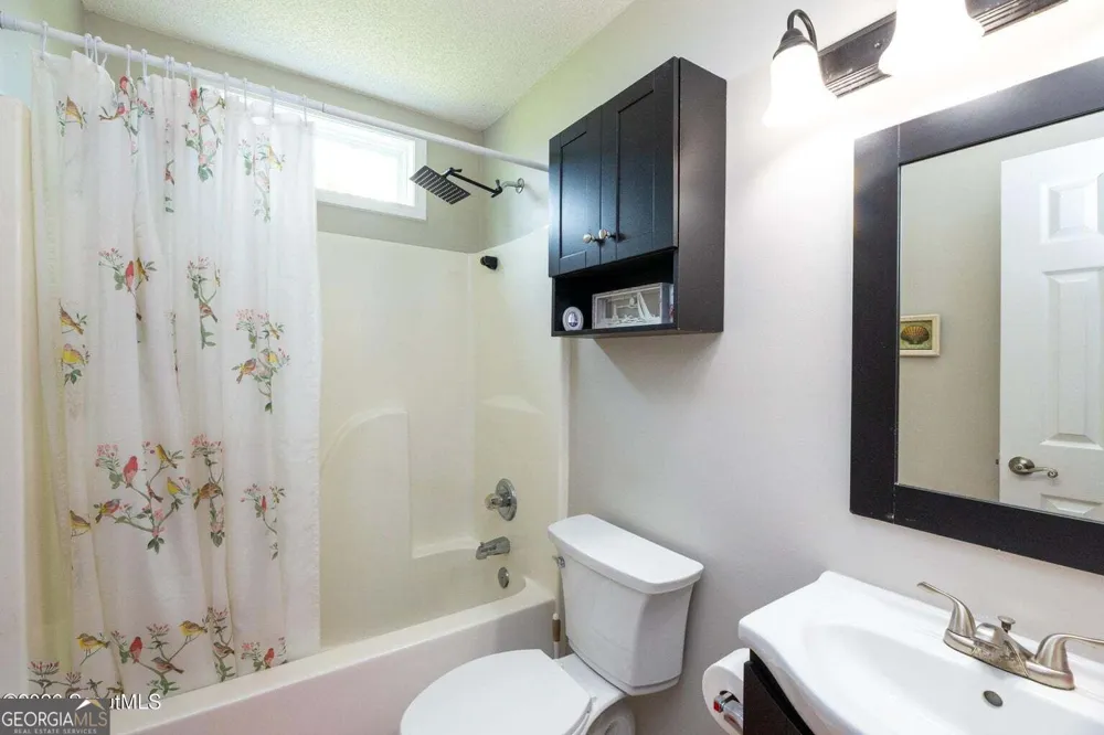 6663 Pine Ridge CIR Blackshear, GA 31516