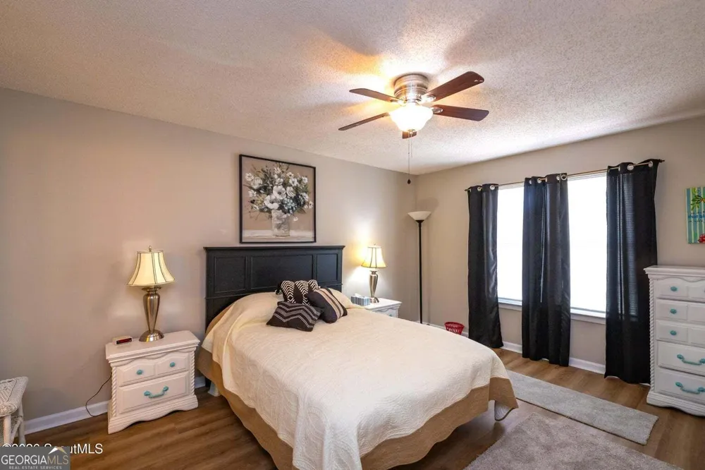 6663 Pine Ridge CIR Blackshear, GA 31516