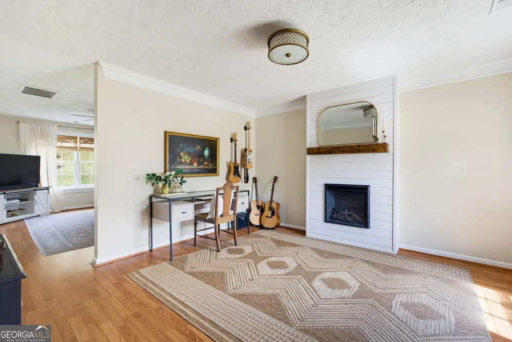 341 Westminster DR Canton, GA 30114