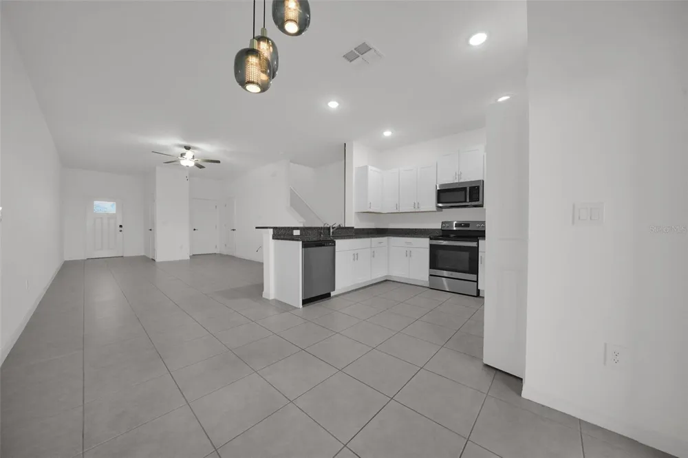 32201 POWDERPUFF MIMOSA DRIVE San Antonio, FL 33576