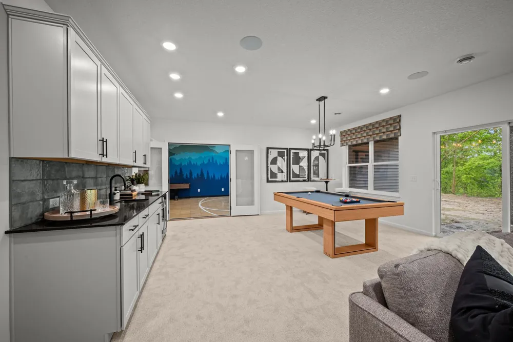 6170 60th Place Plymouth, MN 55446
