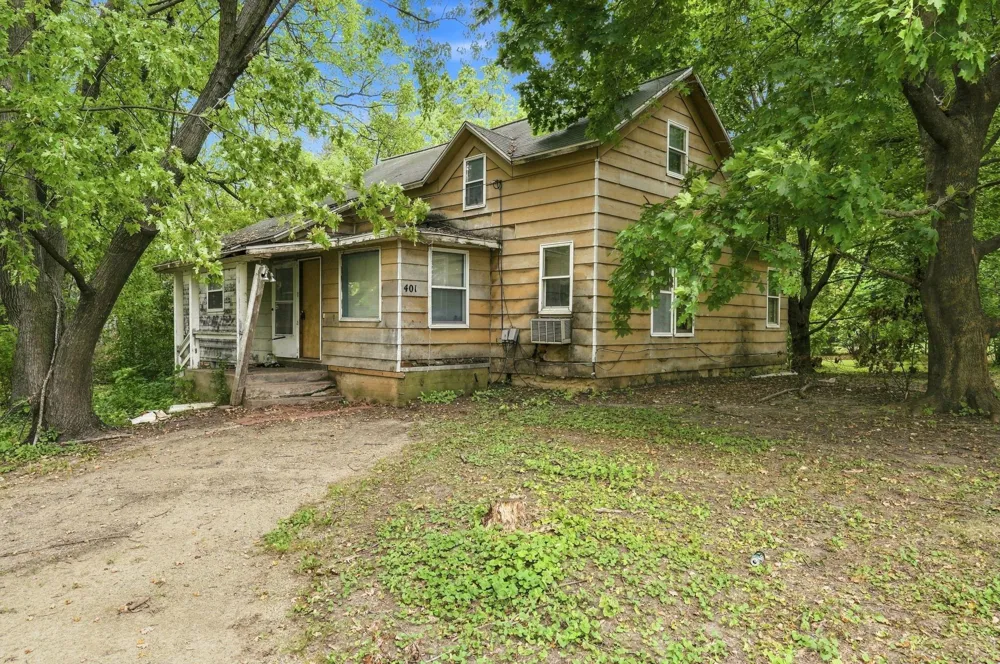 401 S Division Street Roberts, WI 54023