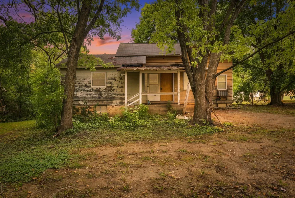 401 S Division Street Roberts, WI 54023
