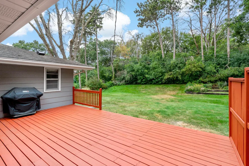 5921 Wisconsin Circle New Hope, MN 55428