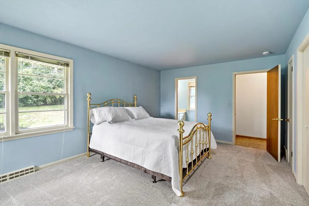 5921 Wisconsin Circle New Hope, MN 55428