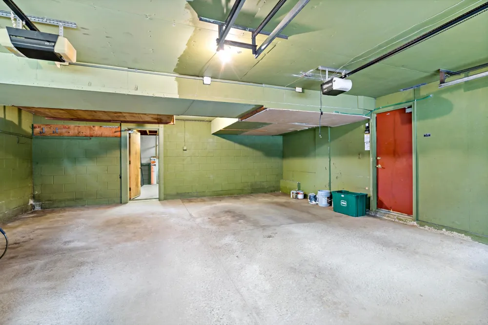5921 Wisconsin Circle New Hope, MN 55428