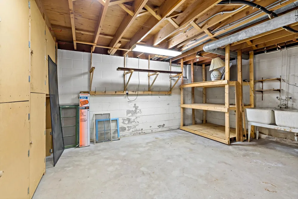 5921 Wisconsin Circle New Hope, MN 55428