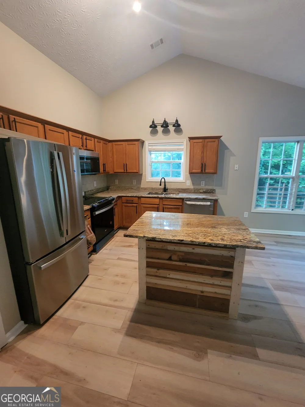 435 Butler Bridge CIR Covington, GA 30016
