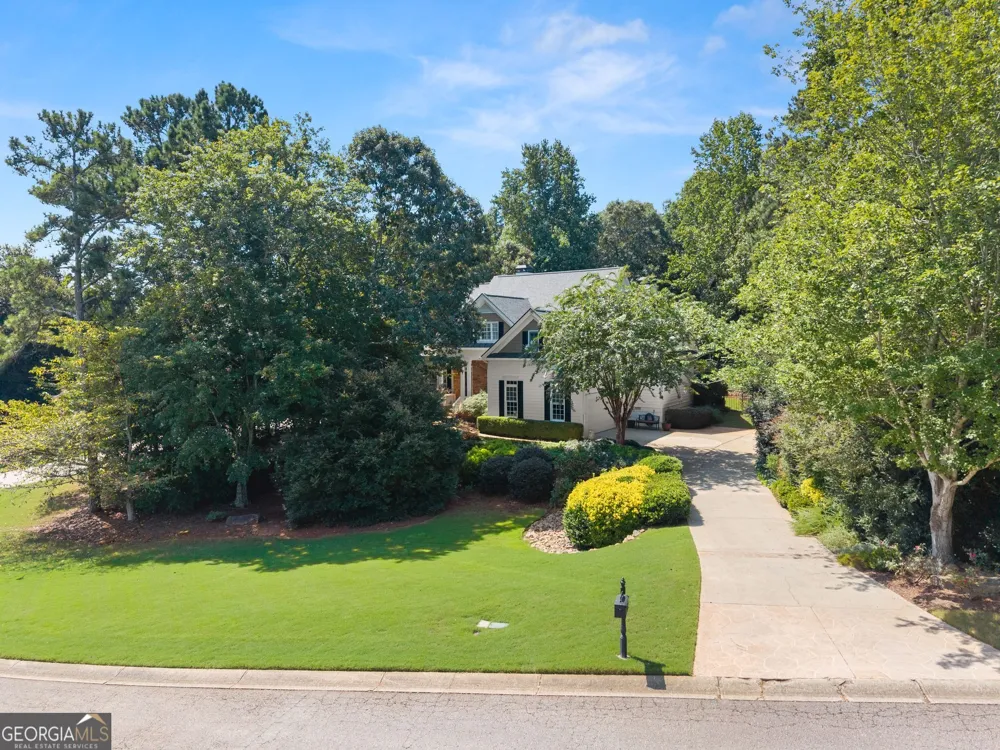 4614 Chartwell Chase CT Flowery Branch, GA 30542