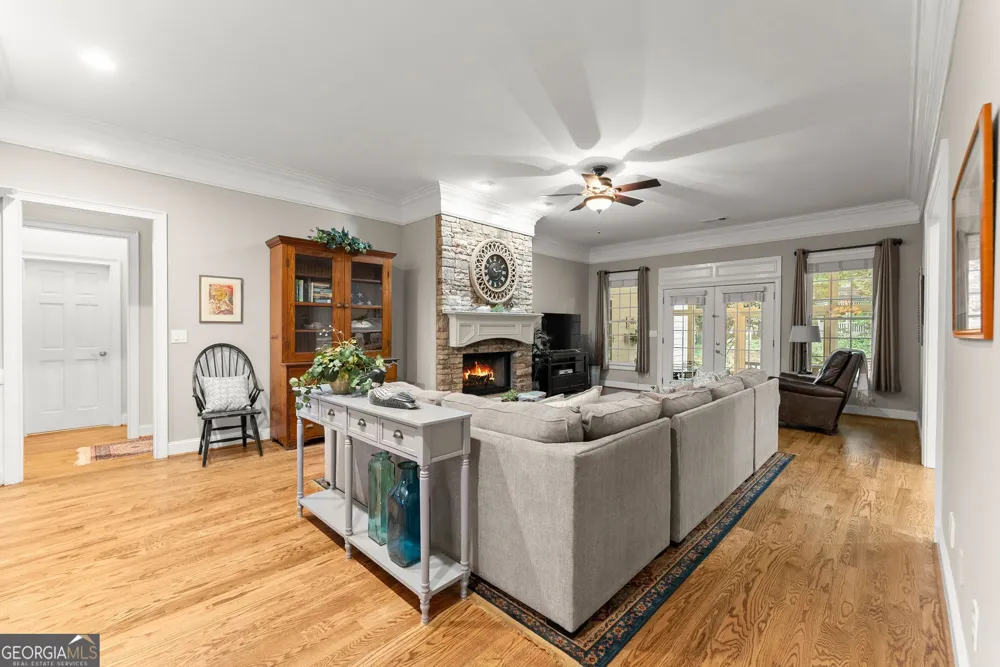 4614 Chartwell Chase CT Flowery Branch, GA 30542