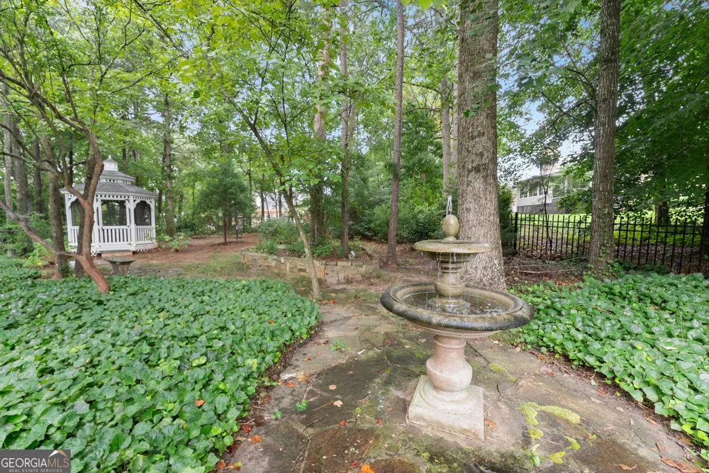 4614 Chartwell Chase CT Flowery Branch, GA 30542