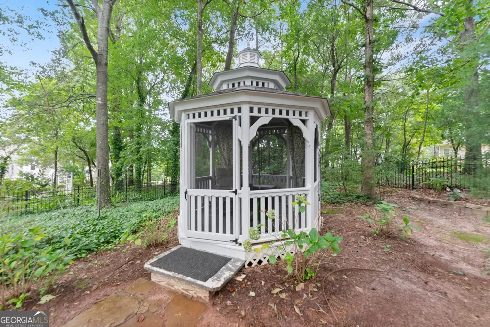 4614 Chartwell Chase CT Flowery Branch, GA 30542