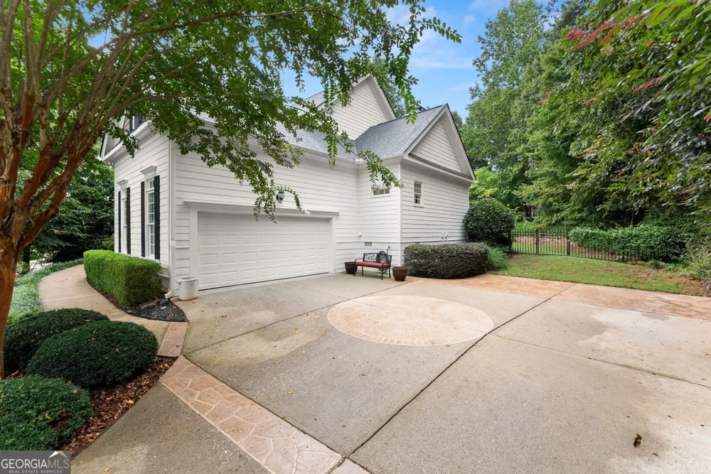 4614 Chartwell Chase CT Flowery Branch, GA 30542