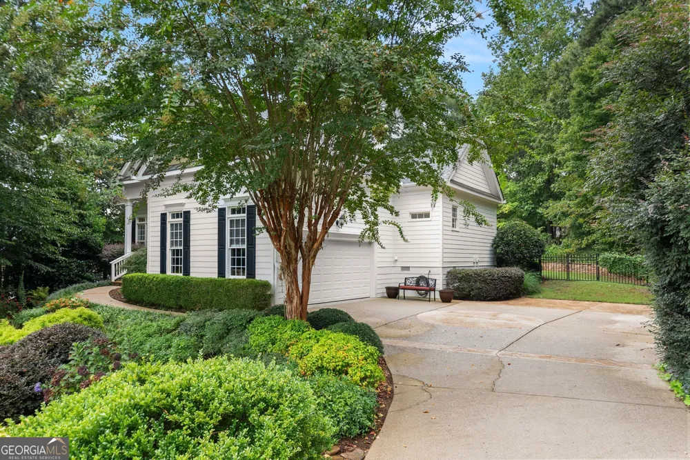 4614 Chartwell Chase CT Flowery Branch, GA 30542