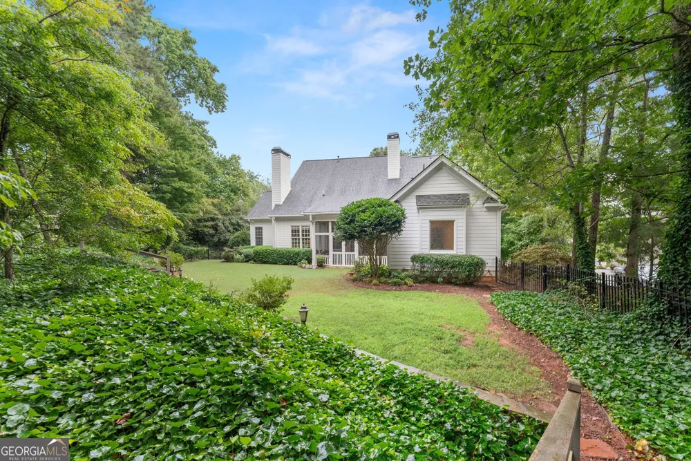 4614 Chartwell Chase CT Flowery Branch, GA 30542
