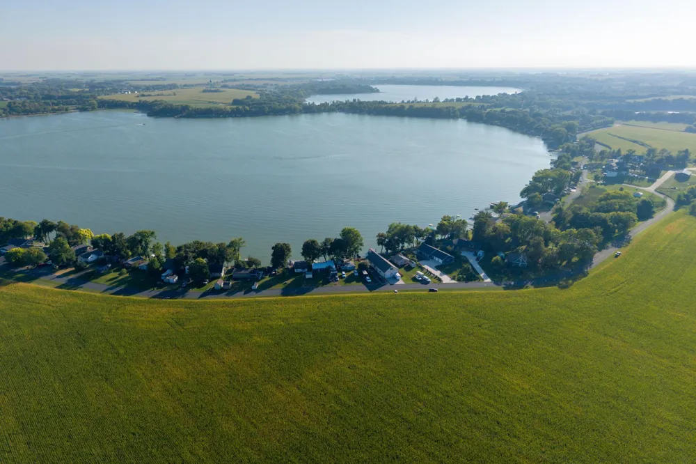 614 Doran Drive Madison Lake, MN 56063