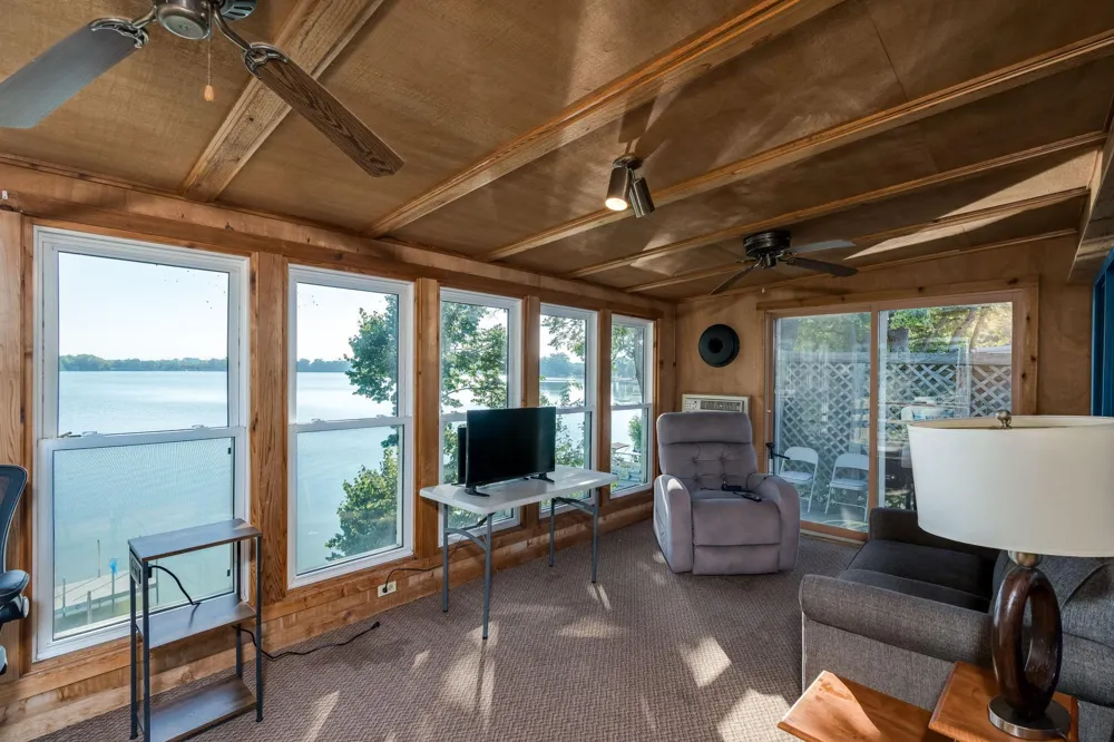 614 Doran Drive Madison Lake, MN 56063