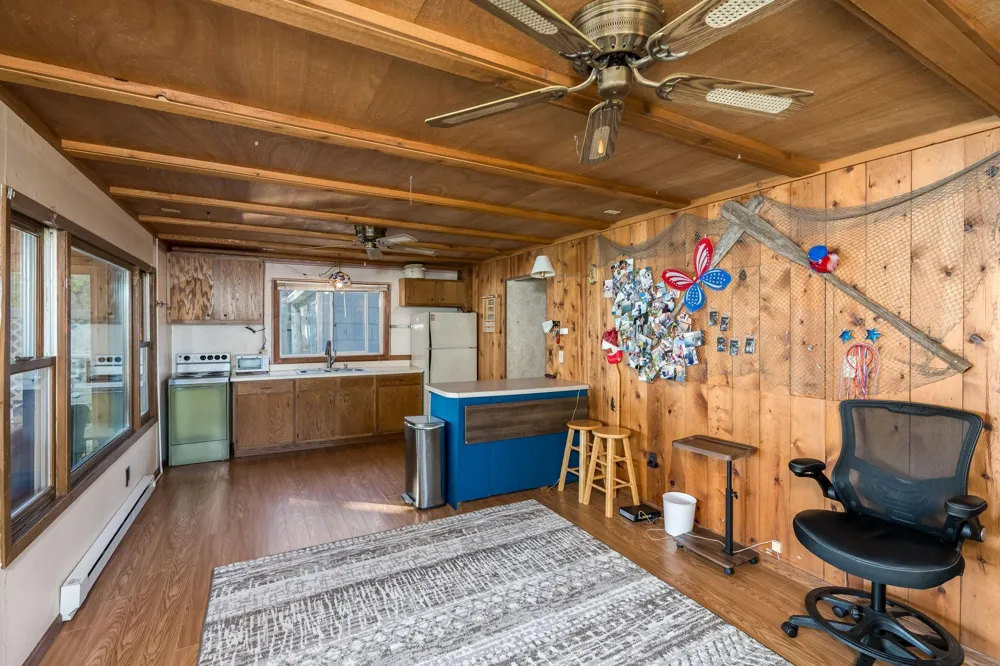 614 Doran Drive Madison Lake, MN 56063
