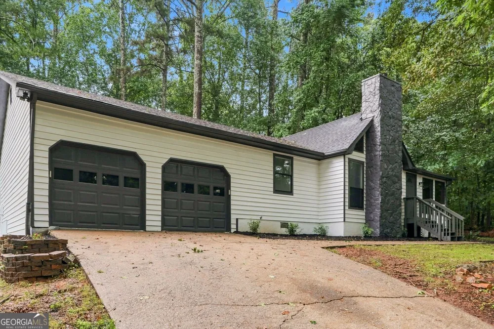4380 Cary DR SW Snellville, GA 30039