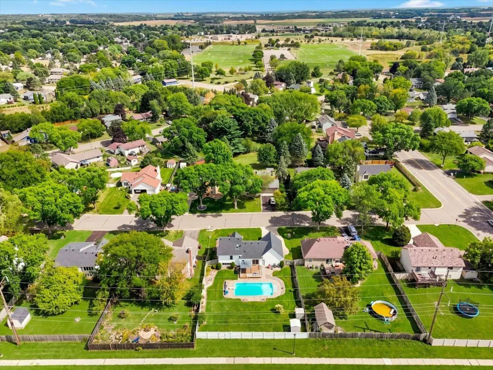 7474 Jeffery Lane S Cottage Grove, MN 55016