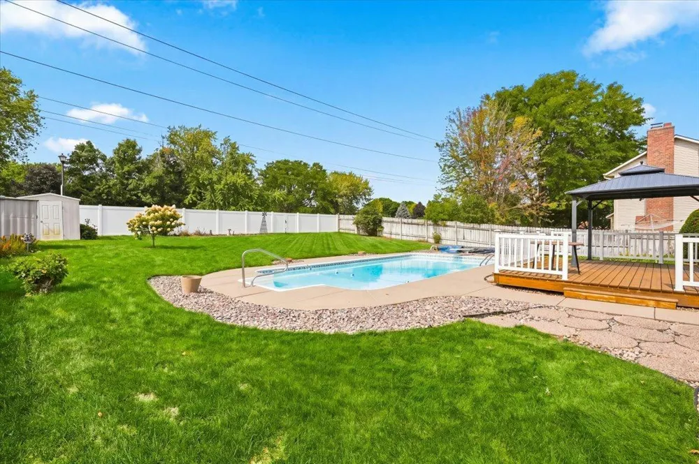 7474 Jeffery Lane S Cottage Grove, MN 55016