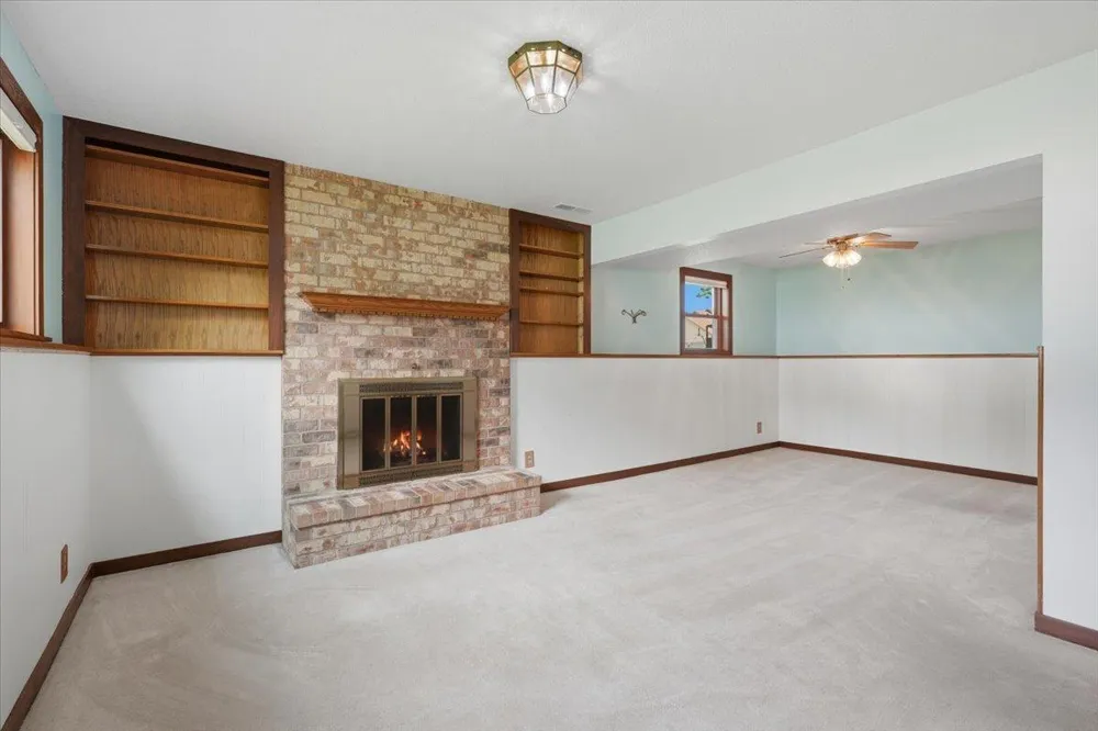 7474 Jeffery Lane S Cottage Grove, MN 55016