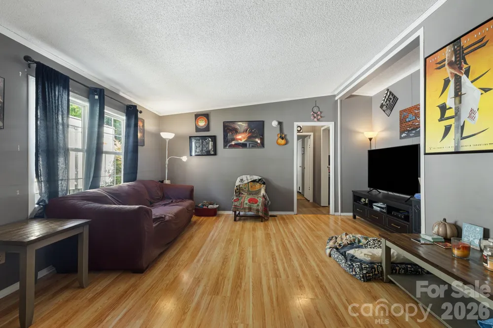 96 Fallswood Court Hendersonville, NC 28739