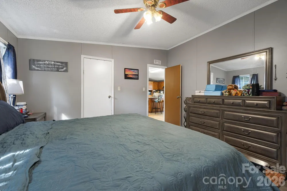 96 Fallswood Court Hendersonville, NC 28739