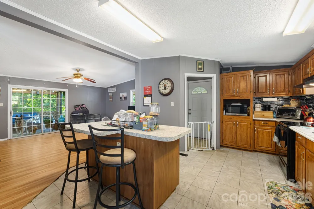 96 Fallswood Court Hendersonville, NC 28739