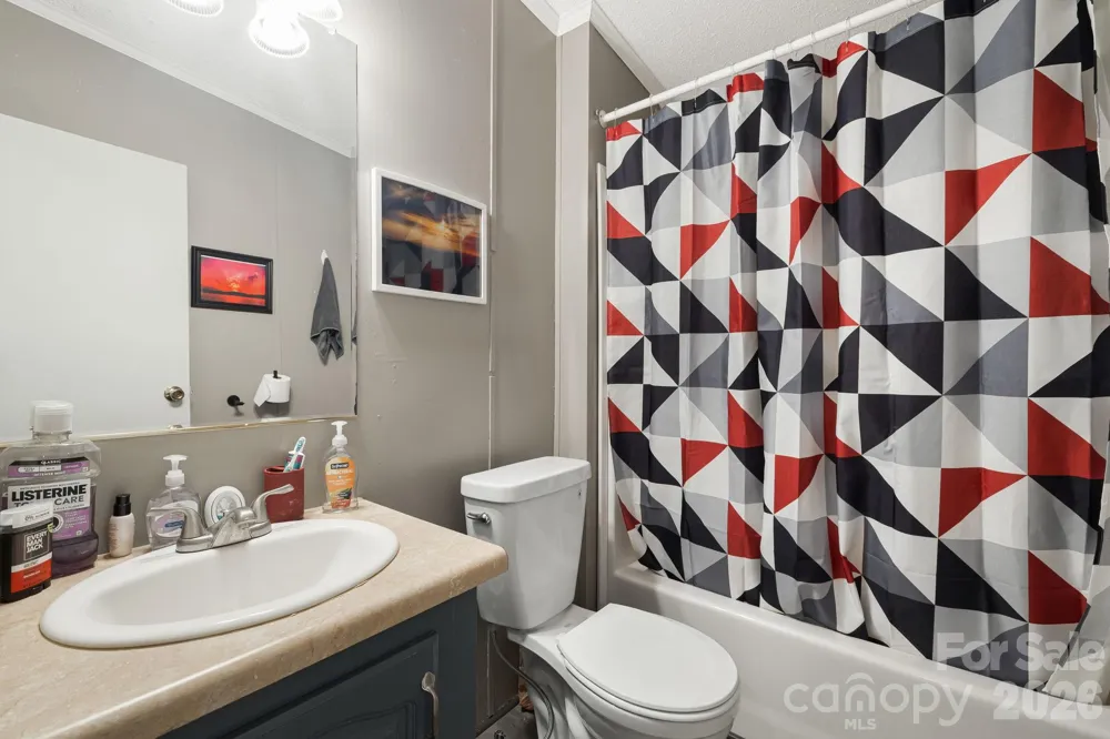 96 Fallswood Court Hendersonville, NC 28739