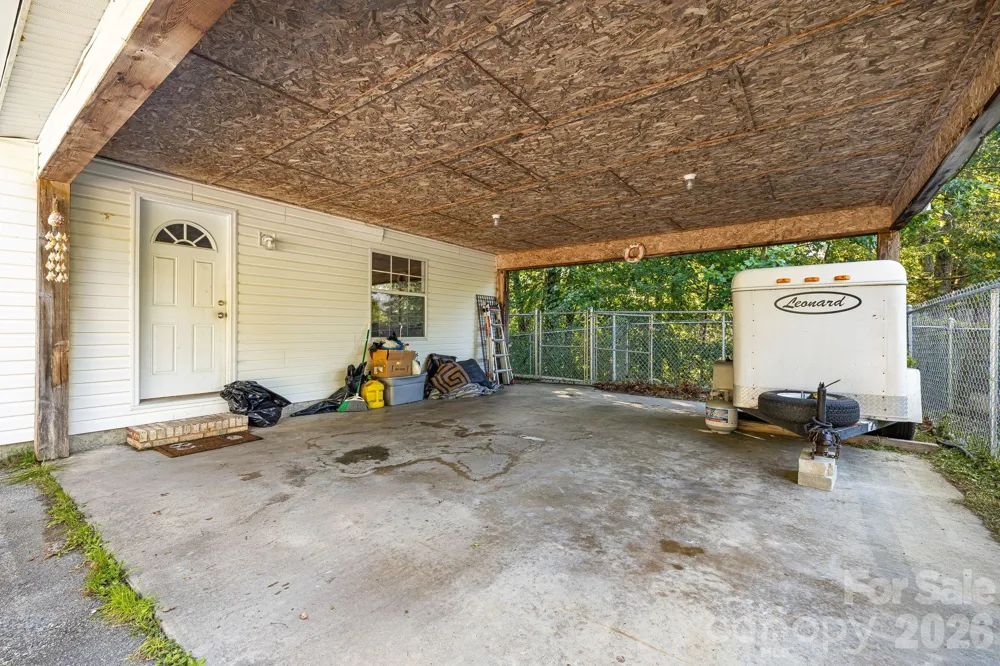 96 Fallswood Court Hendersonville, NC 28739