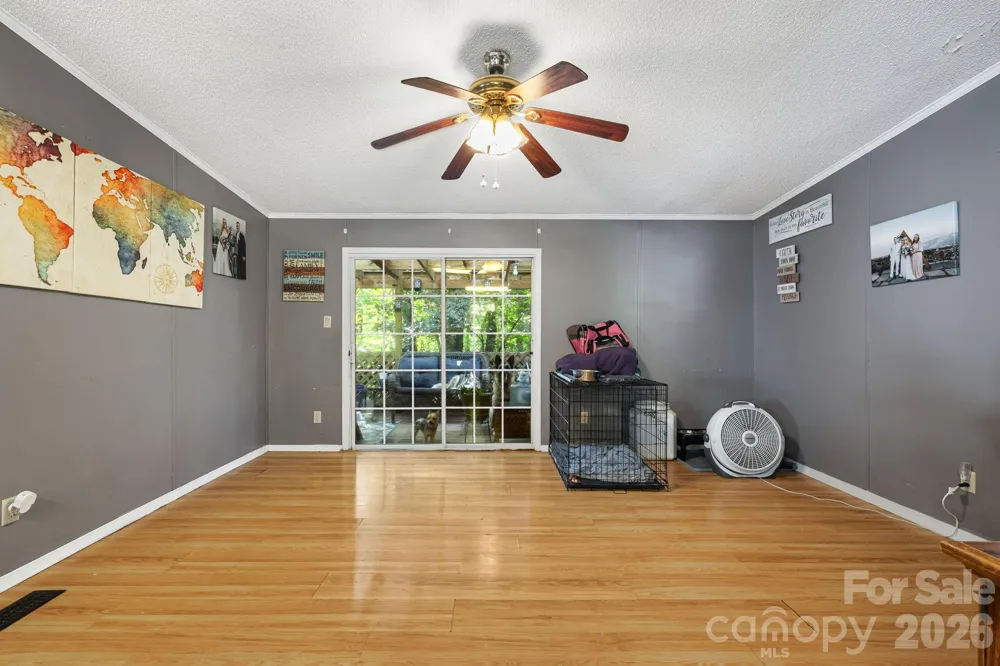 96 Fallswood Court Hendersonville, NC 28739