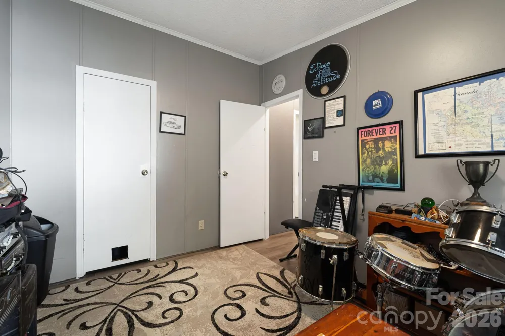 96 Fallswood Court Hendersonville, NC 28739