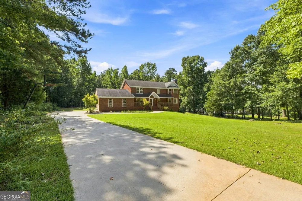 35 Oak Grove LN McDonough, GA 30253