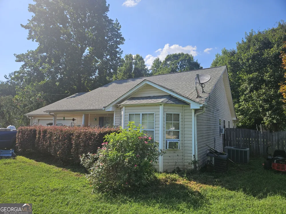 85 Pleasant Hills DR Covington, GA 30016