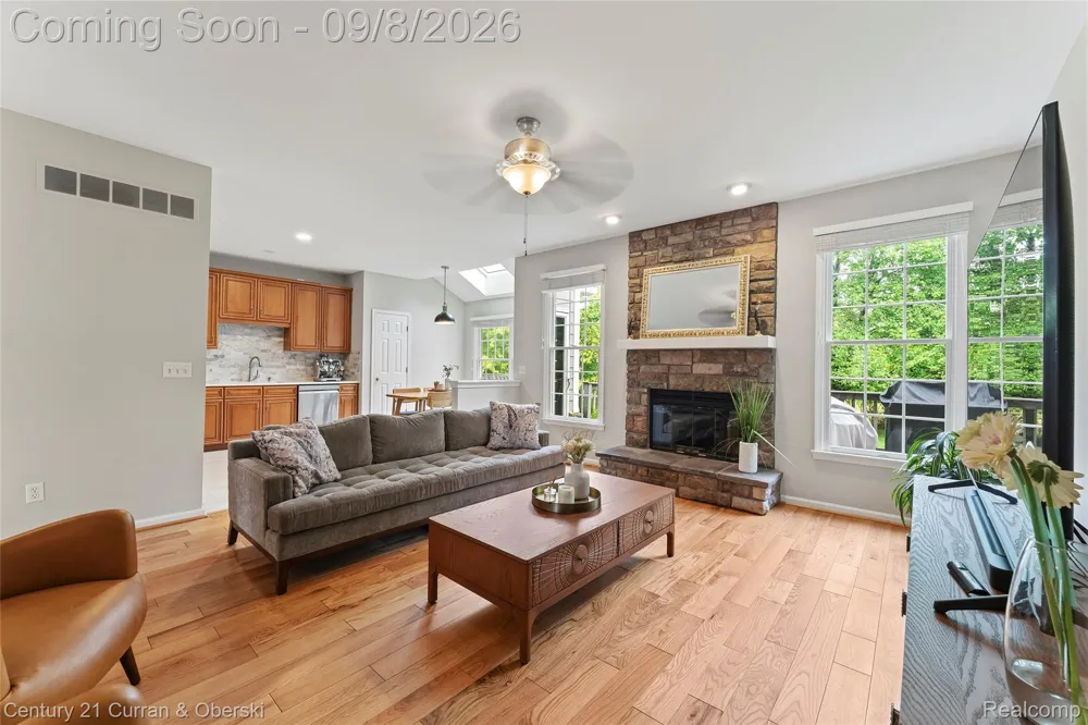 49970 Blackberry Trail Novi City, MI 48374