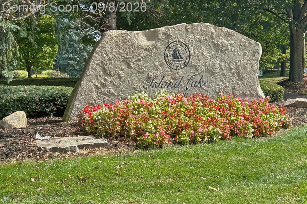 49970 Blackberry Trail Novi City, MI 48374