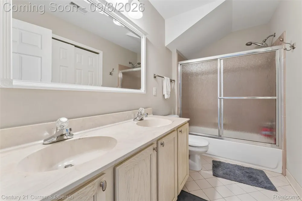 49970 Blackberry Trail Novi City, MI 48374