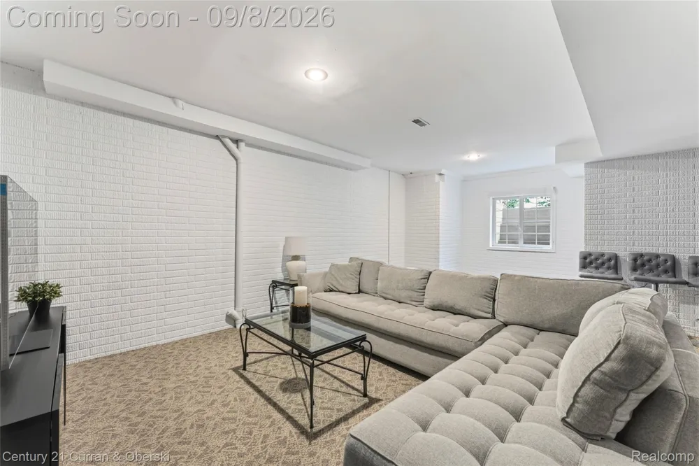 49970 Blackberry Trail Novi City, MI 48374