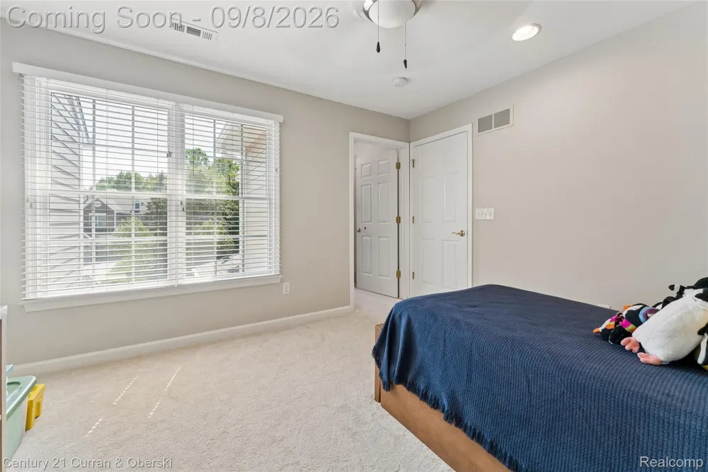 49970 Blackberry Trail Novi City, MI 48374