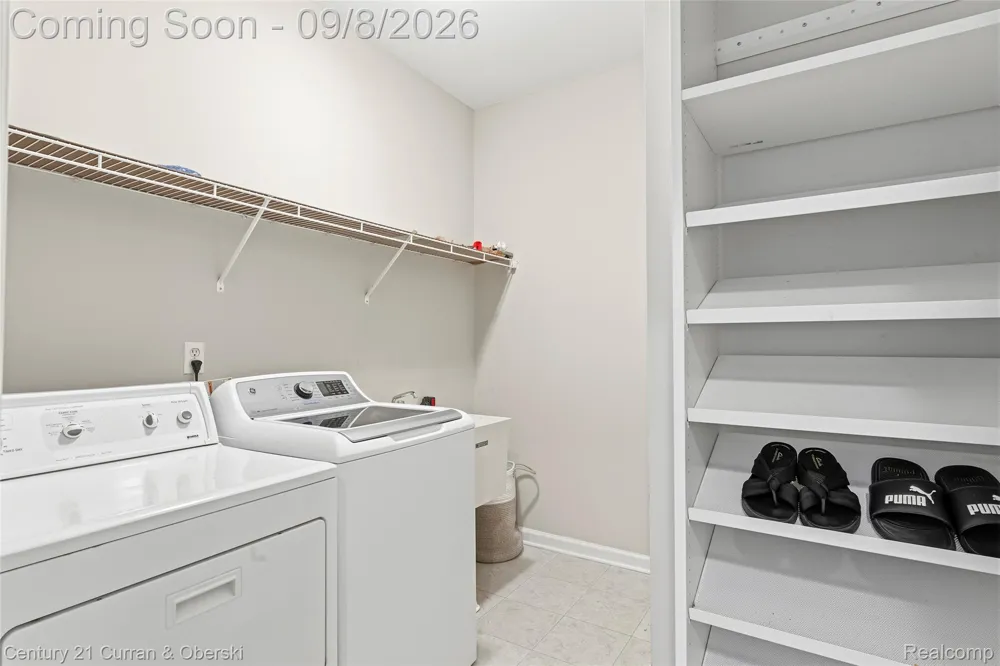 49970 Blackberry Trail Novi City, MI 48374